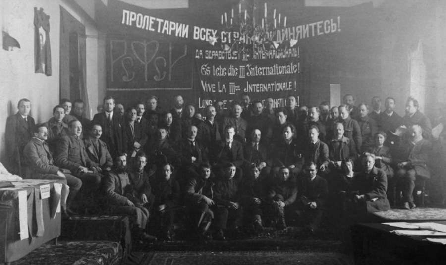 2-6 Mart 1919: Komünist Enternasyonal’in Kuruluşu